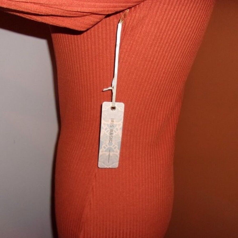 Iris Basic Large Rust Buttonfront Long Sleeved Mi… - image 2